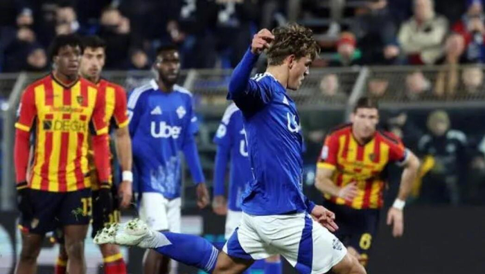 蓝鲸体育-皇马计划今夏回购尼科-帕斯，球员或面临留队与转售选择|科莫|尼科·帕斯|皇家马德里|贝林厄姆|尼古拉斯-帕斯_新浪体育_新浪新闻